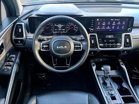 Used 2023 Kia Sorento X-Line EX AWD/4WD image 6
