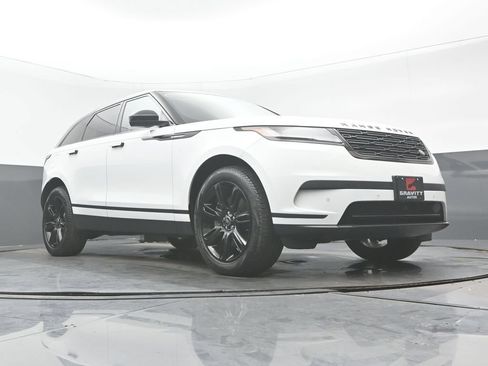 Used 2025 Land Rover Range Rover Velar S AWD/4WD image 28