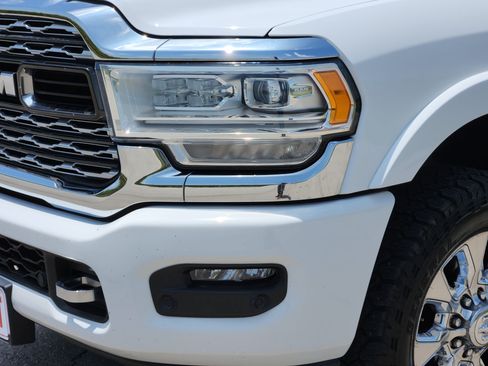 Used 2020 RAM 2500 Limited AWD/4WD image 8