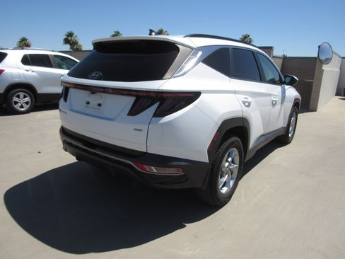 Used 2022 Hyundai Tucson SEL AWD/4WD image 3