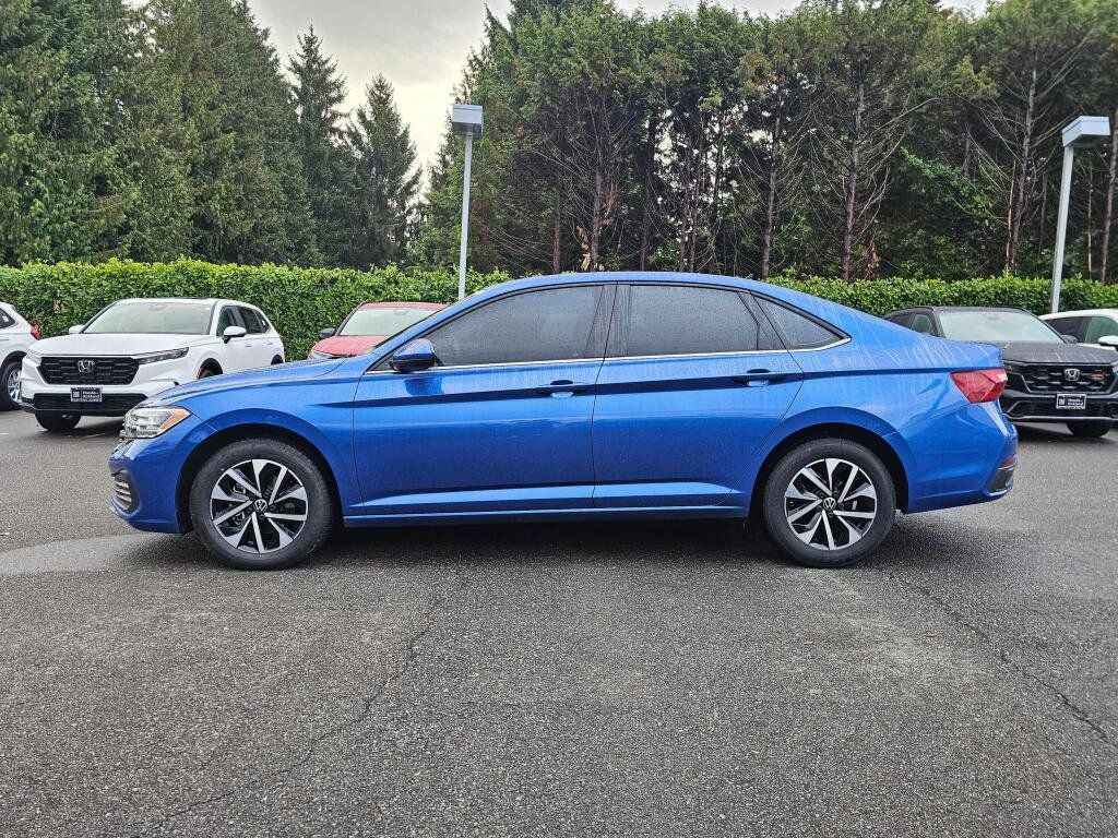 Used 2022 Volkswagen Jetta S FWD image 4