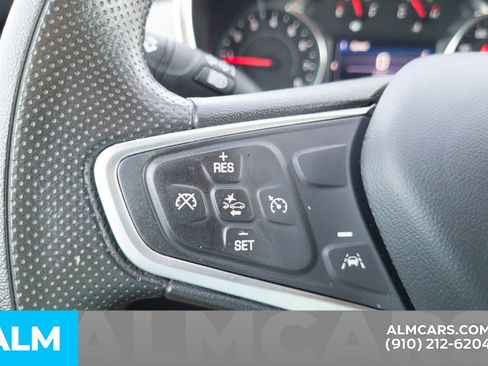 Used 2023 Chevrolet Equinox LT image 27