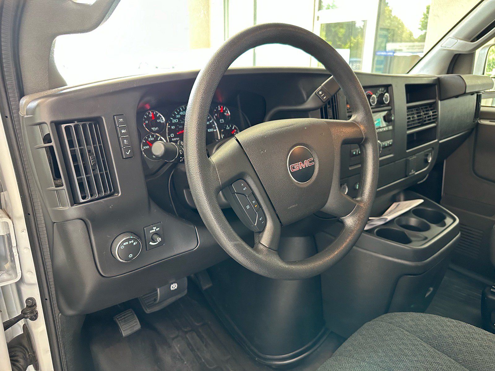 Used 2025 GMC Savana 2500 w/ Driver Convenience Package RWD image 17