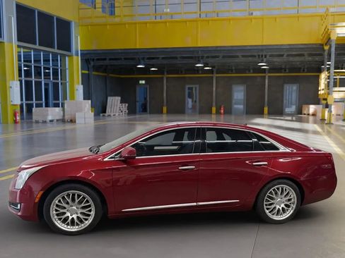 Used 2014 Cadillac XTS FWD image 3