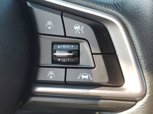Used 2018 Subaru Crosstrek 2.0i Premium w/ Eyesight System AWD/4WD image 12
