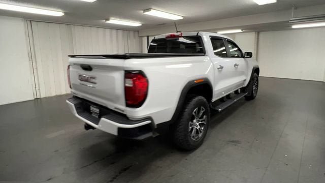 Certified 2023 GMC Canyon AT4 w/ AT4 Premium Package AWD/4WD image 8