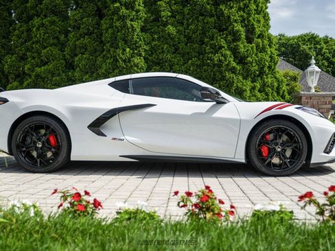 Used 2020 Chevrolet Corvette Stingray Premium Cpe w/ 3LT Preferred Equipment Group RWD image 21