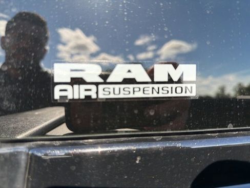 Used 2021 RAM 1500 Limited image 10