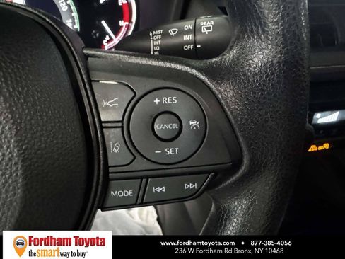 Used 2023 Toyota RAV4 LE AWD/4WD image 21