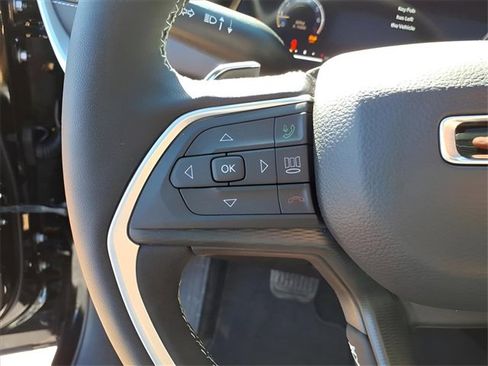 New 2025 Jeep Grand Cherokee L Altitude image 23