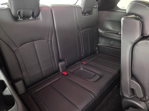 Used 2025 INFINITI QX60 Luxe w/ Black Edition AWD/4WD image 32
