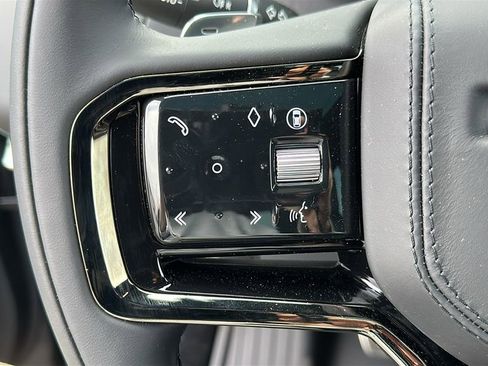 New 2025 Land Rover Range Rover Sport Dynamic SE AWD/4WD image 12