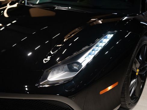 Used 2018 Ferrari 488 Spider RWD image 7