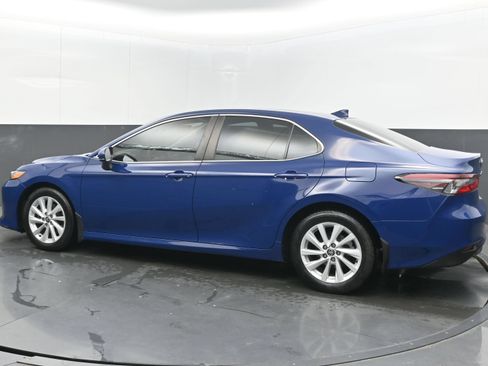 Used 2023 Toyota Camry LE FWD image 7