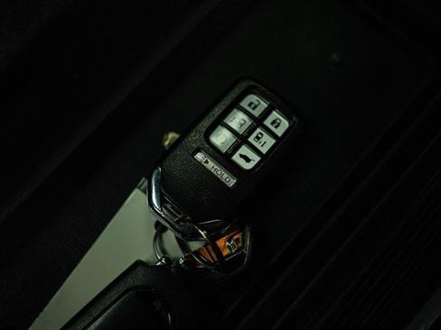 Used 2019 Honda Odyssey EX-L image 24