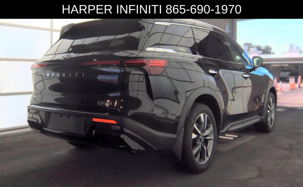 Used 2023 INFINITI QX60 Luxe w/ Cargo Package AWD/4WD image 3
