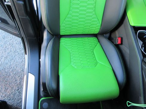 Used 2022 Lamborghini Urus image 31