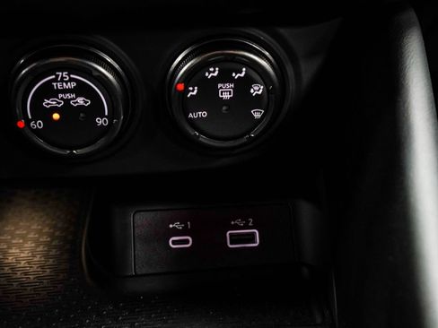 Used 2024 Nissan Z Performance w/ Floor Mat Package image 26