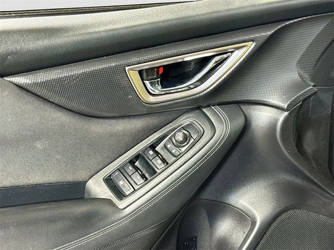 Used 2022 Subaru Forester Premium image 24