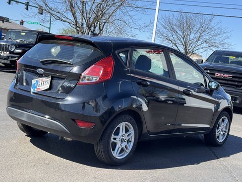 Used 2019 Ford Fiesta SE image 17