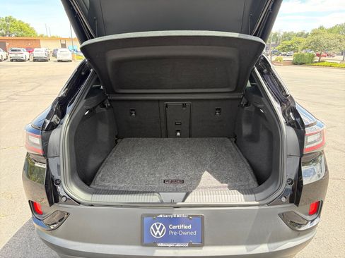 Used 2023 Volkswagen ID.4 Pro S AWD/4WD image 34