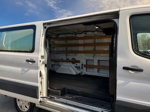 Used 2024 Ford Transit 250 Low Roof w/ Exterior Upgrade Package RWD image 12