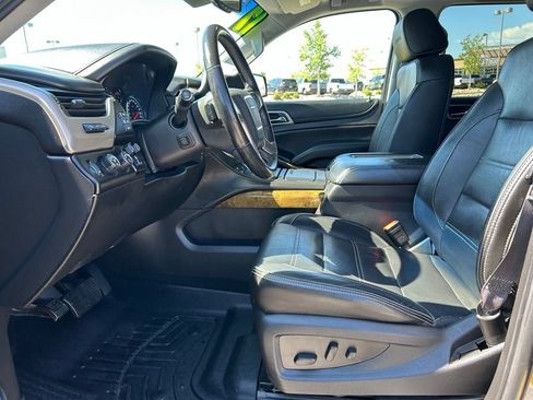 Used 2017 GMC Yukon Denali w/ Open Road Package AWD/4WD image 25