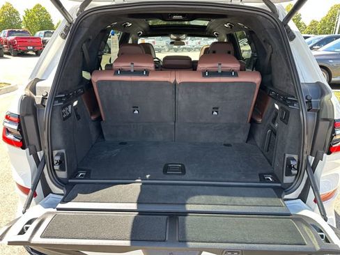 Used 2023 BMW X7 xDrive40i w/ M Sport Package image 45