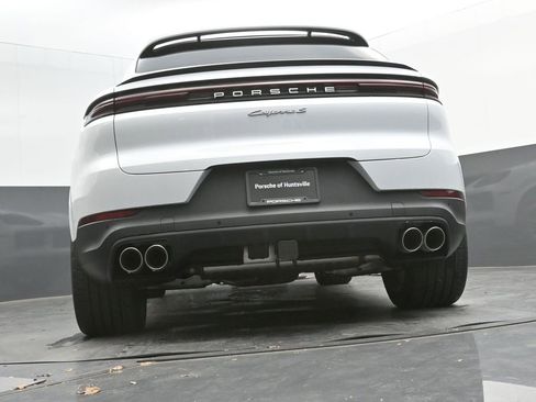 New 2026 Porsche Cayenne S image 35