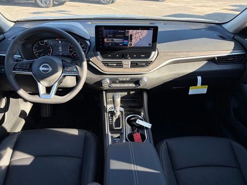 New 2025 Nissan Altima 2.5 SL image 26