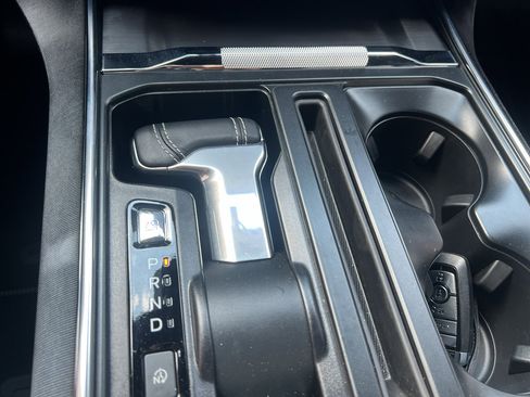 Used 2025 Ford F150 Lightning Platinum AWD/4WD image 20