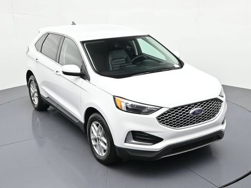 Certified 2024 Ford Edge SEL AWD/4WD image 15