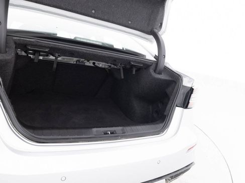 Used 2020 Nissan Maxima 3.5 SV w/ Floor Mat Group FWD image 38