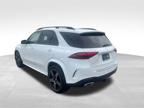 Used 2025 Mercedes-Benz GLE 450e 4MATIC image 3
