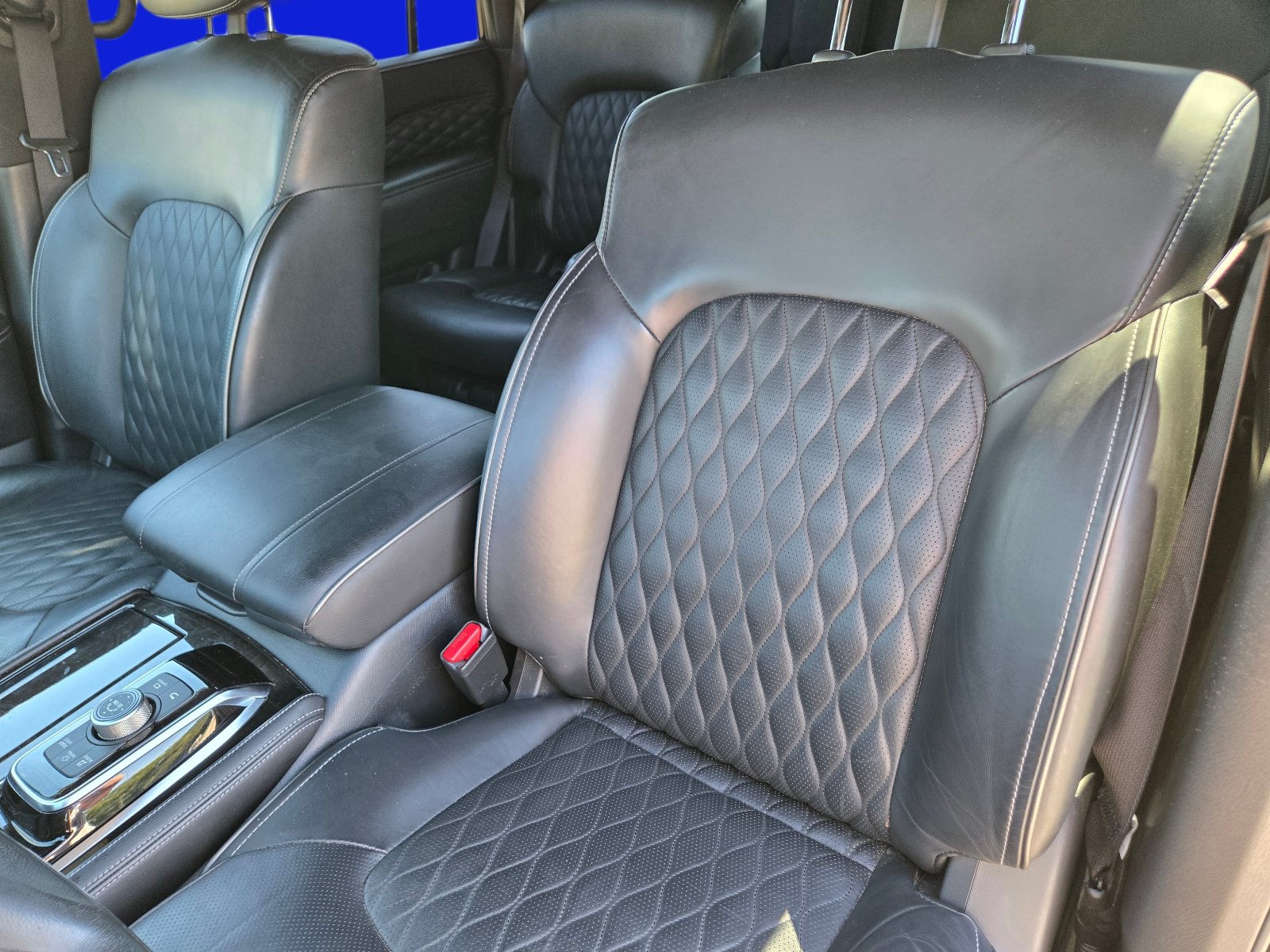 Used 2023 INFINITI QX80 Sensory w/ All-Season Package RWD image 16