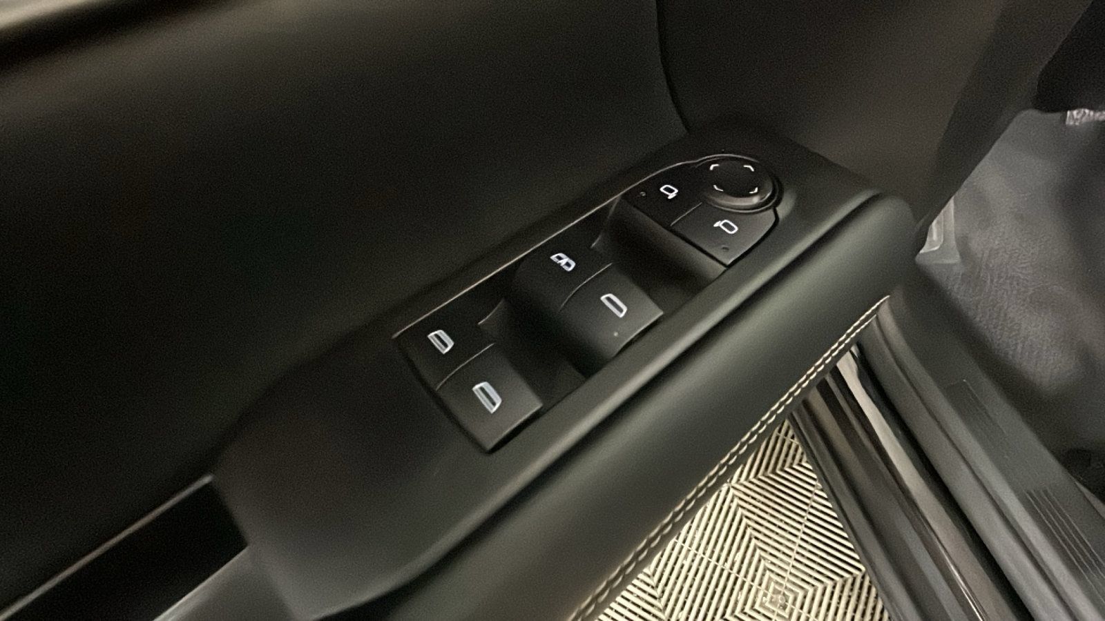 Used 2026 GMC Terrain Elevation FWD image 12