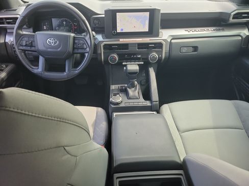 Used 2024 Toyota Tacoma SR5 AWD/4WD image 15