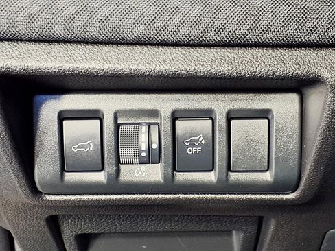 Certified 2025 Subaru Outback Premium image 17