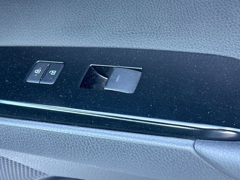 Used 2025 Toyota Camry SE w/ Multimedia Upgrade Package FWD image 21