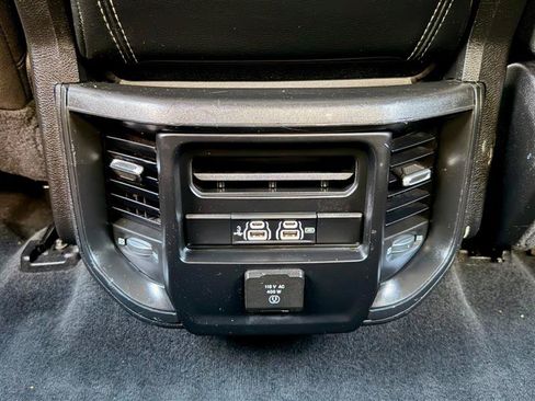 Used 2019 RAM 1500 Big Horn AWD/4WD image 31
