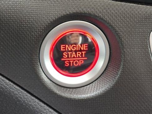 Used 2025 Honda Passport TrailSport image 14