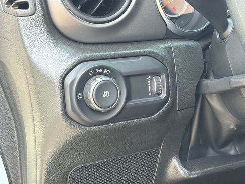 Used 2023 Jeep Wrangler Sport AWD/4WD image 14