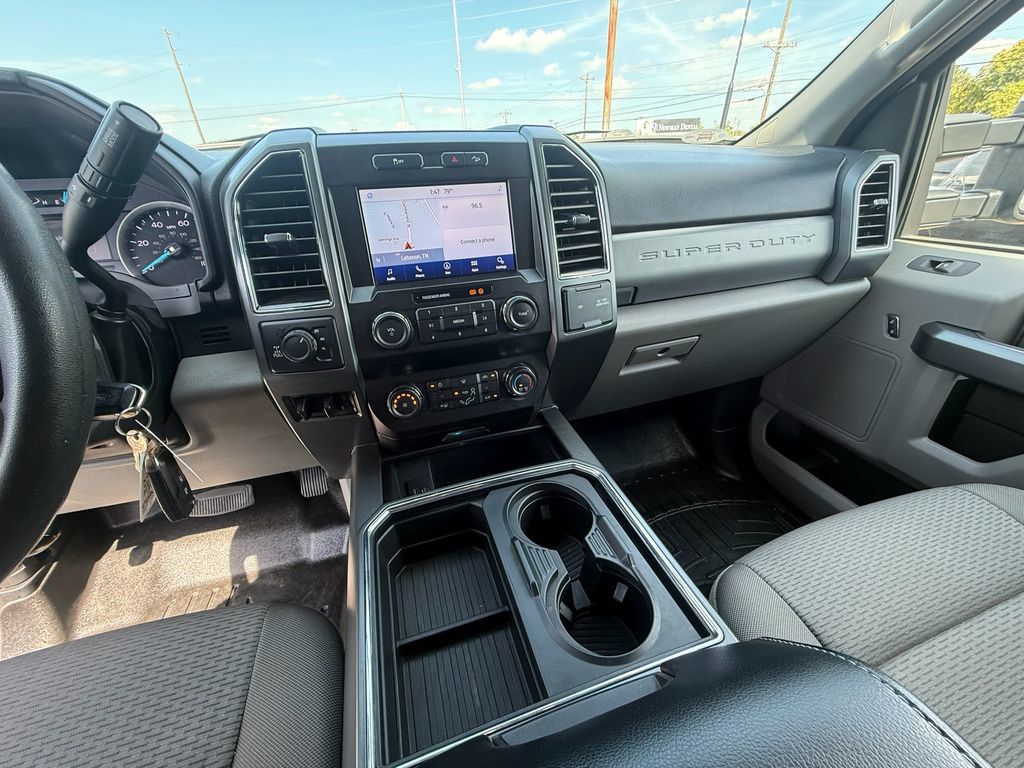 Used 2021 Ford F250 XLT w/ XLT Premium Package AWD/4WD image 14