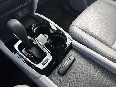 Used 2019 Honda Ridgeline RTL-E image 24