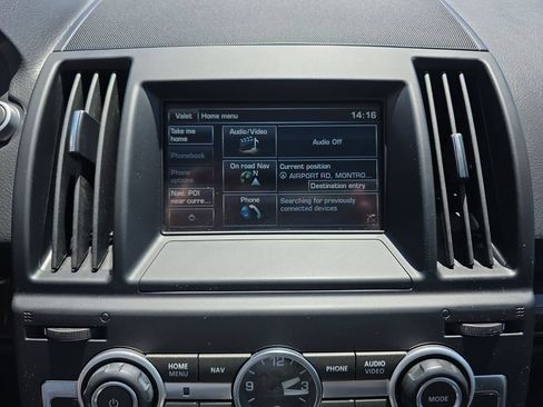 Used 2015 Land Rover LR2 AWD/4WD image 20