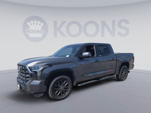 Used 2023 Toyota Tundra Platinum image 5
