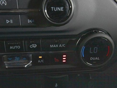 Used 2025 Ford Bronco Big Bend image 25