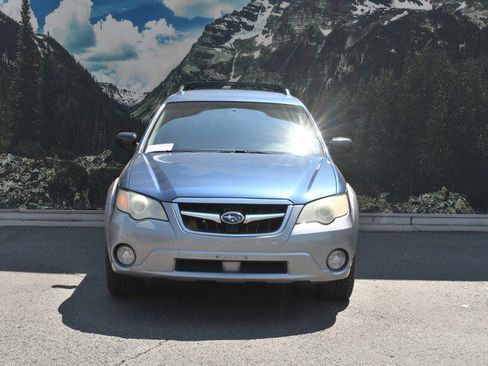 Used 2009 Subaru Outback 2.5i Special Edition AWD/4WD image 5