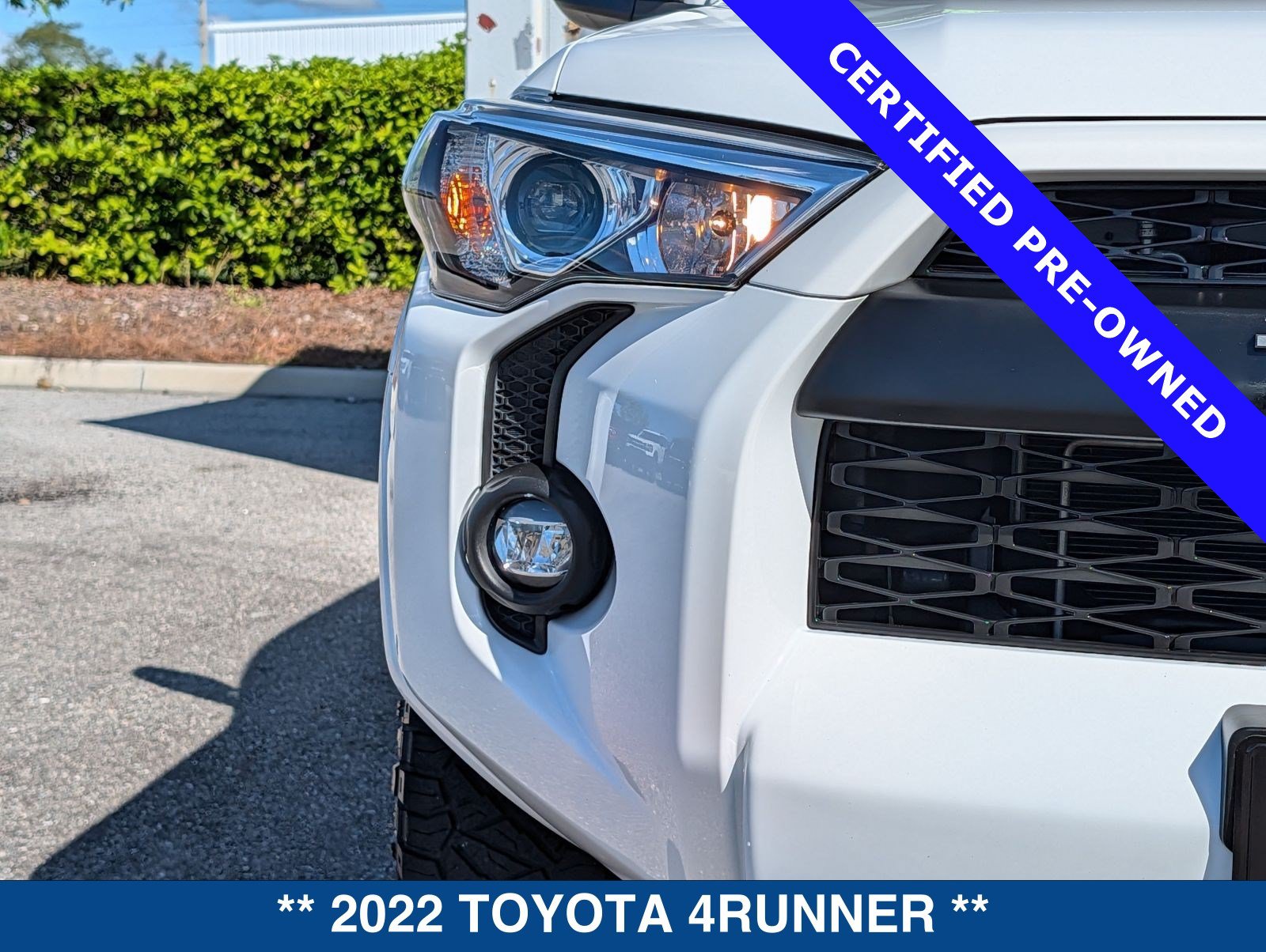 Used 2022 Toyota 4Runner SR5 Premium w/ Moonroof Package RWD image 10