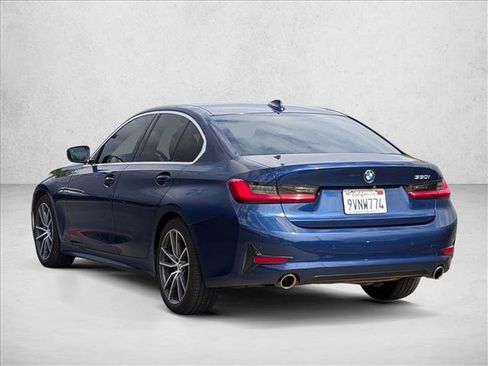 Used 2019 BMW 330i Sedan w/ Driving Assistance Package image 7